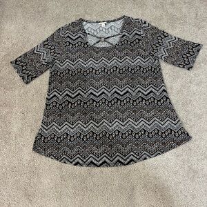 Cato Textured Blouse with Criss Cross Neckline